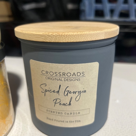 Candles - Picture 4 of 4